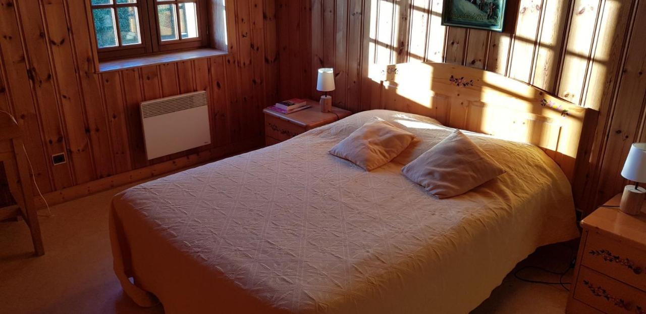 Les Brulis Chambre D'Hotes Châtillon-sur-Loire 外观 照片